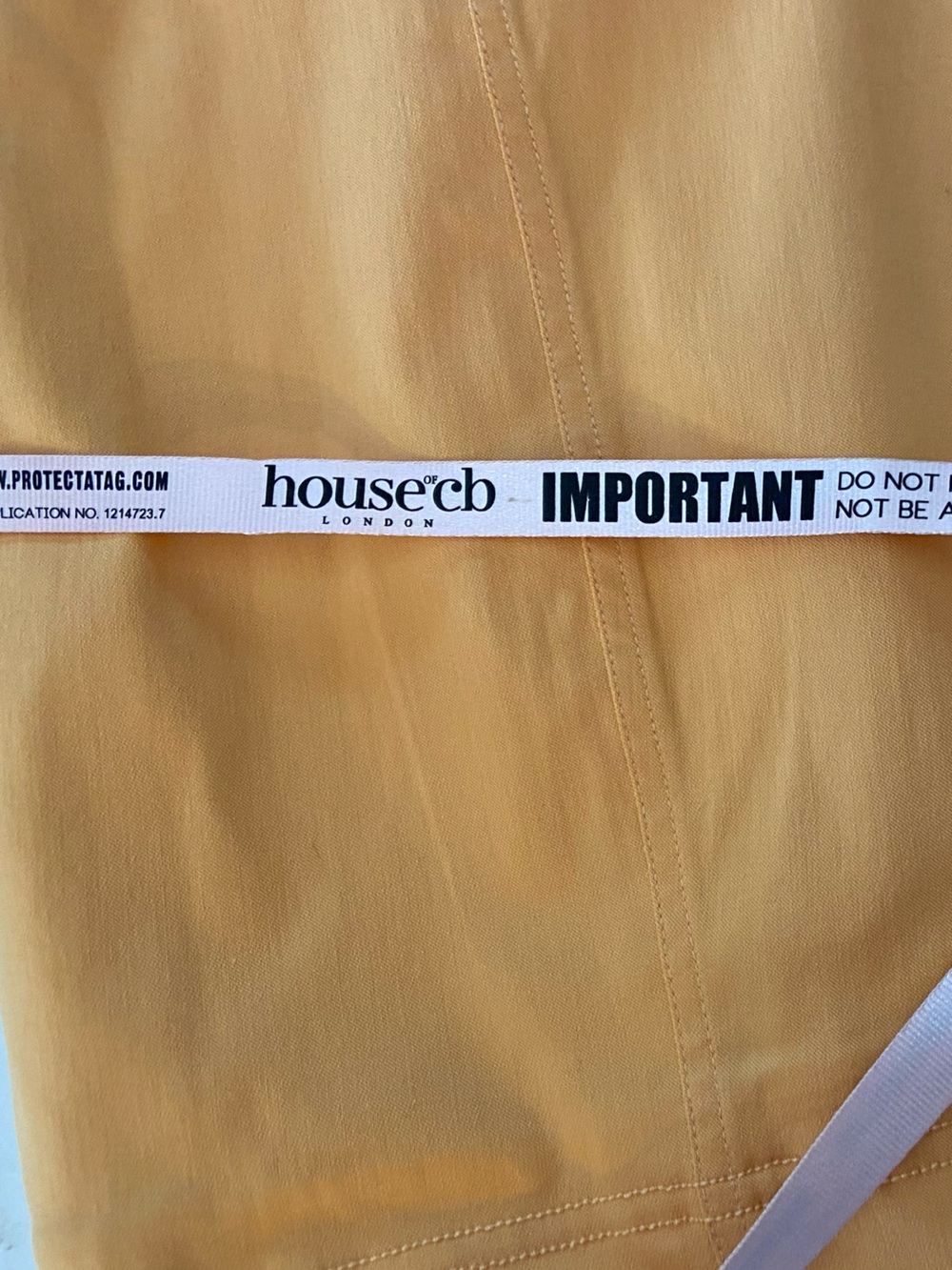 ✨ NWT House of CB Nisha Mini Skirt in Tangerine, Size Medium - Picture 7 of 7